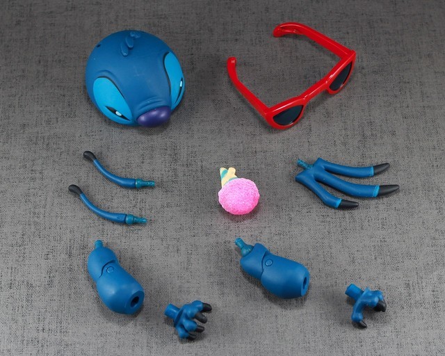 Figure Complex Movie Revo Series No. 003 Lilo & Stitch: Stitch