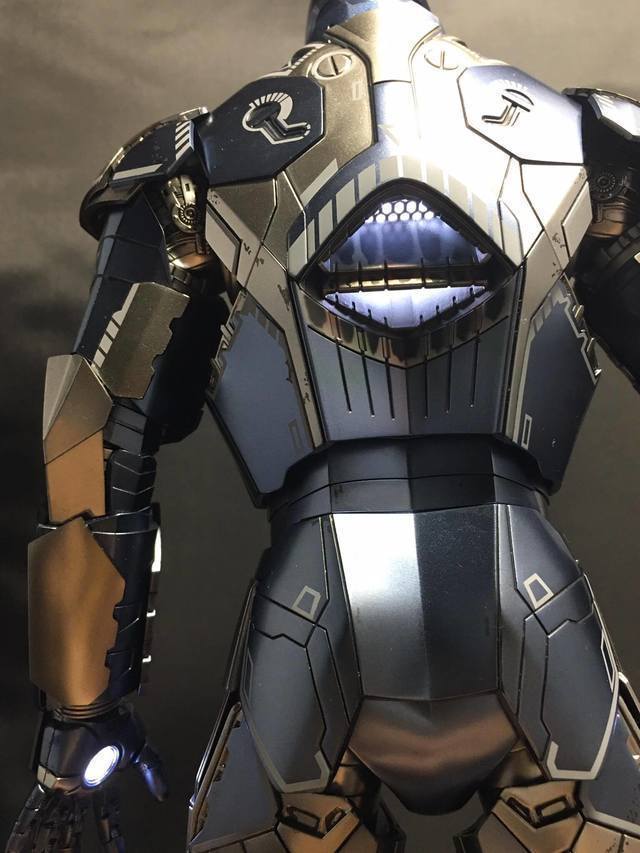 1459944611598082.jpg 【玩具人Don Tam投稿】Hot Toys 鋼鐵人馬克 40 「亮點」太多的戰甲
