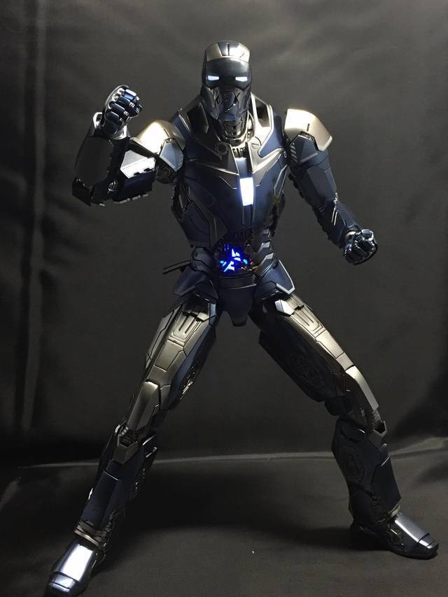 1459944627938522.jpg 【玩具人Don Tam投稿】Hot Toys 鋼鐵人馬克 40 「亮點」太多的戰甲