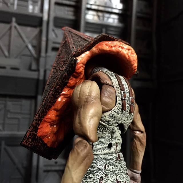 Figma 沈默之丘2 - 三角頭