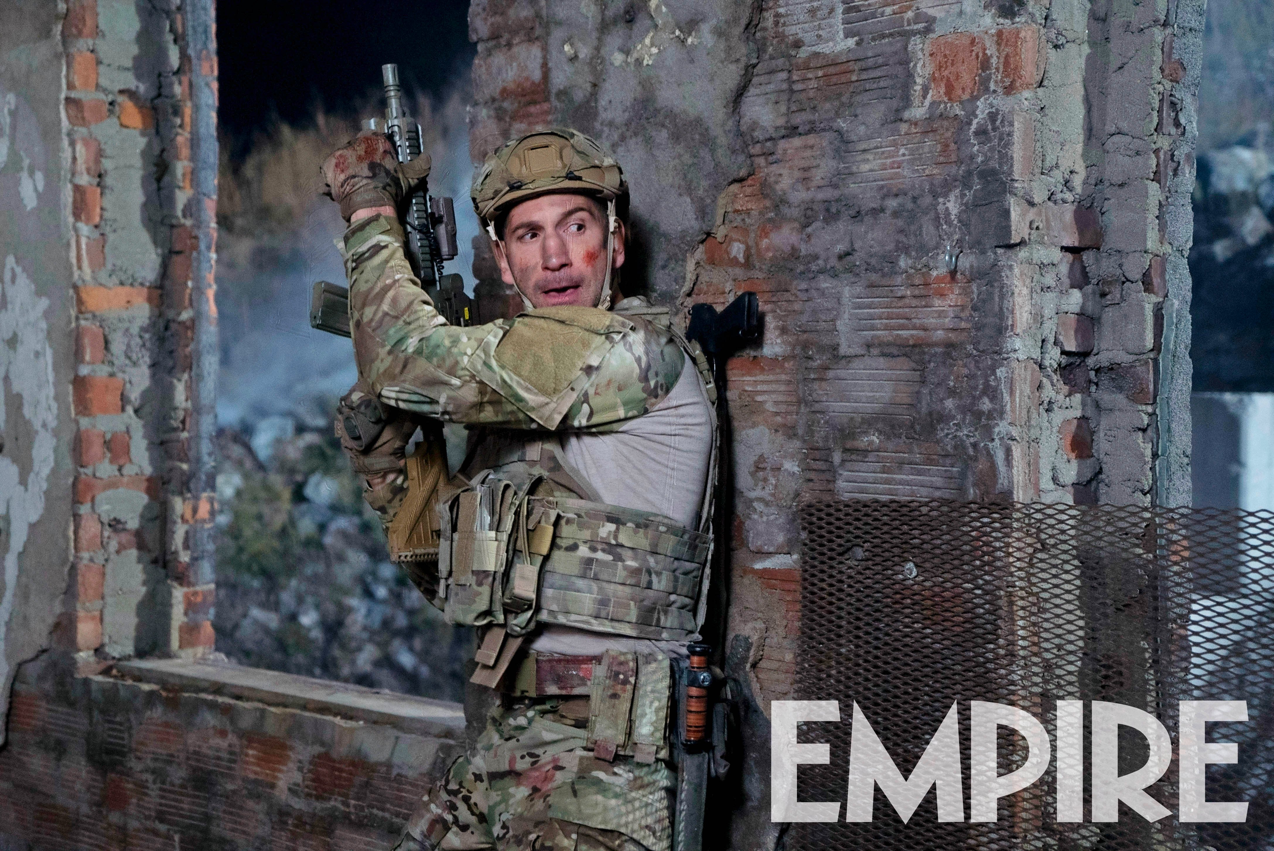 「帝國雜誌」公開 Netflix 漫威影集《制裁者》全新劇照，揭開了法蘭克從軍的過去 + 全角色公佈。