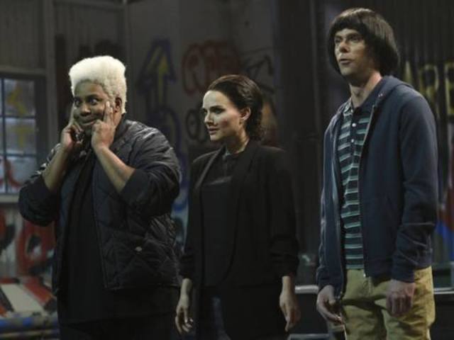 周六夜現場公開《怪奇物語》第三季搶先看片段，娜塔莉‧波曼飾演「１１」