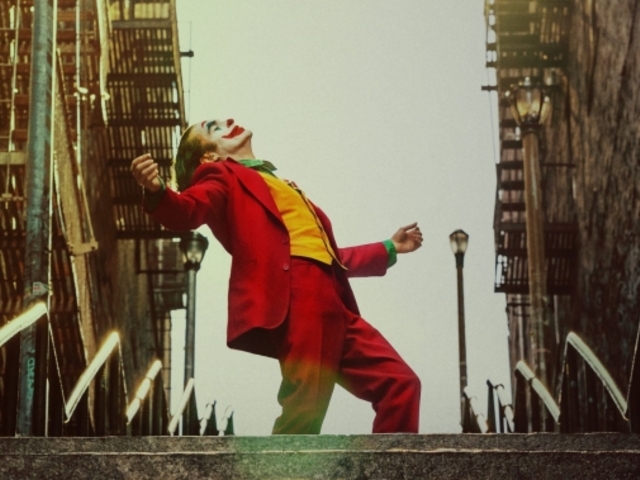 DC 的榮耀！《小丑》氣勢如虹一舉奪下威尼斯影展金獅大獎