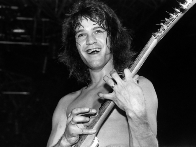 搖滾巨星殞落！傳奇吉他手艾迪范海倫喉癌病逝 享壽65歲