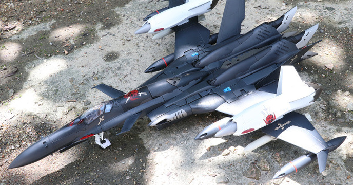 [D.M.S. 玩具報告] 死無全屍...... Arcadia SV-51r - D D Ivanov Custom Final Showd Version