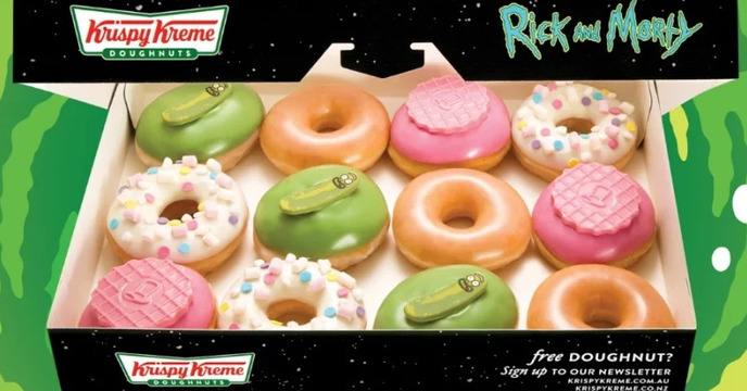 酸黃瓜瑞克再度出動！Krispy kreme  x《瑞克和莫蒂》推出「Pickle Rick 甜甜圈」等聯名商品（Rick and Morty x Krispy Kreme Doughnuts）