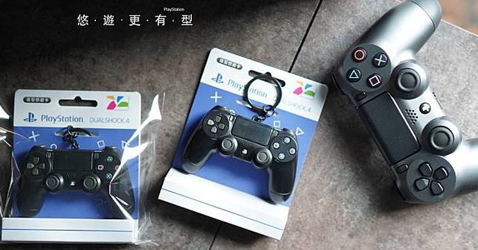 DS4搖桿也變身悠遊卡！PlayStation 推出「DUALSHOCK®4無線控制器造型悠遊卡」嗶卡還會發光～