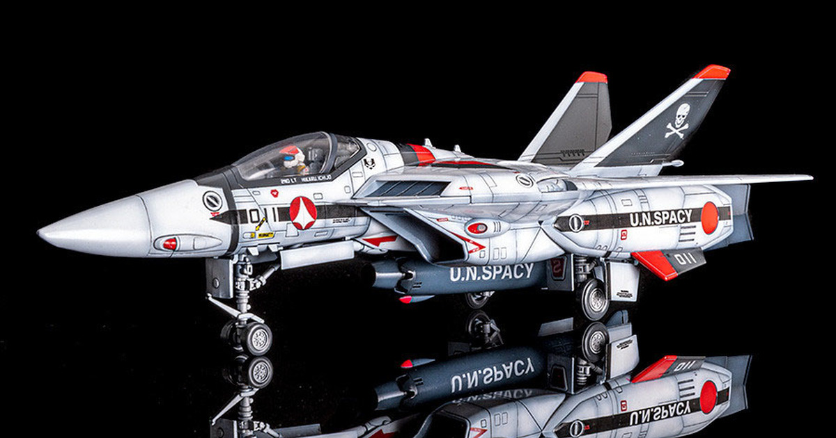 金屬銀結合華麗水貼的豪華版『PLAMAX 1/72 女武神戰機形態（一條輝機） FACTORY EDITION』預計 09 月發售