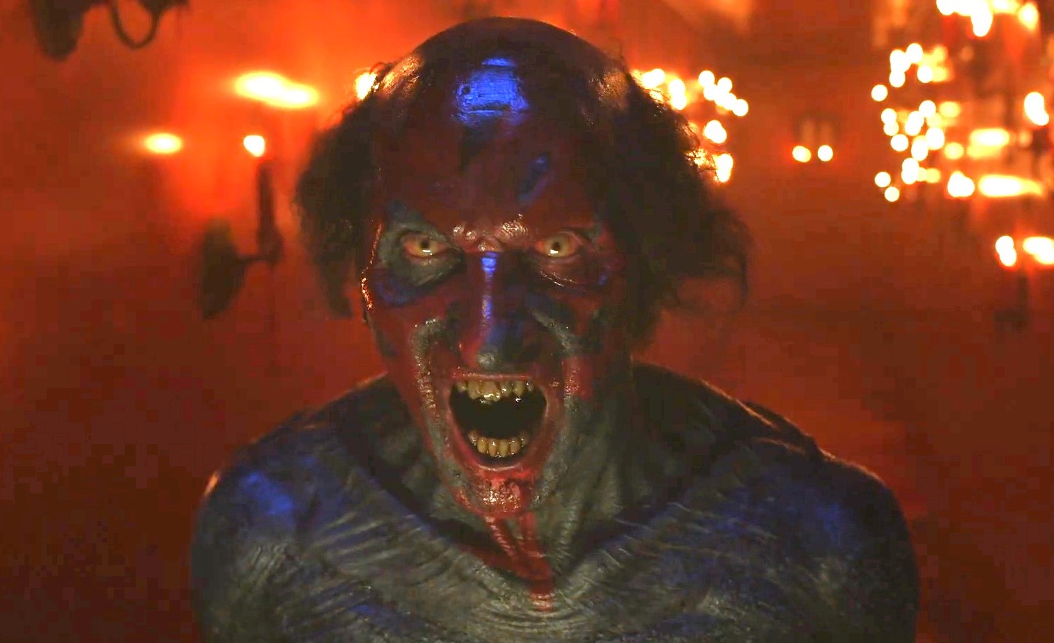 惡靈版「達斯魔」回來了！派屈克威爾森回歸自導自演《陰兒房 5：鬼門陰深處》曝全新預告