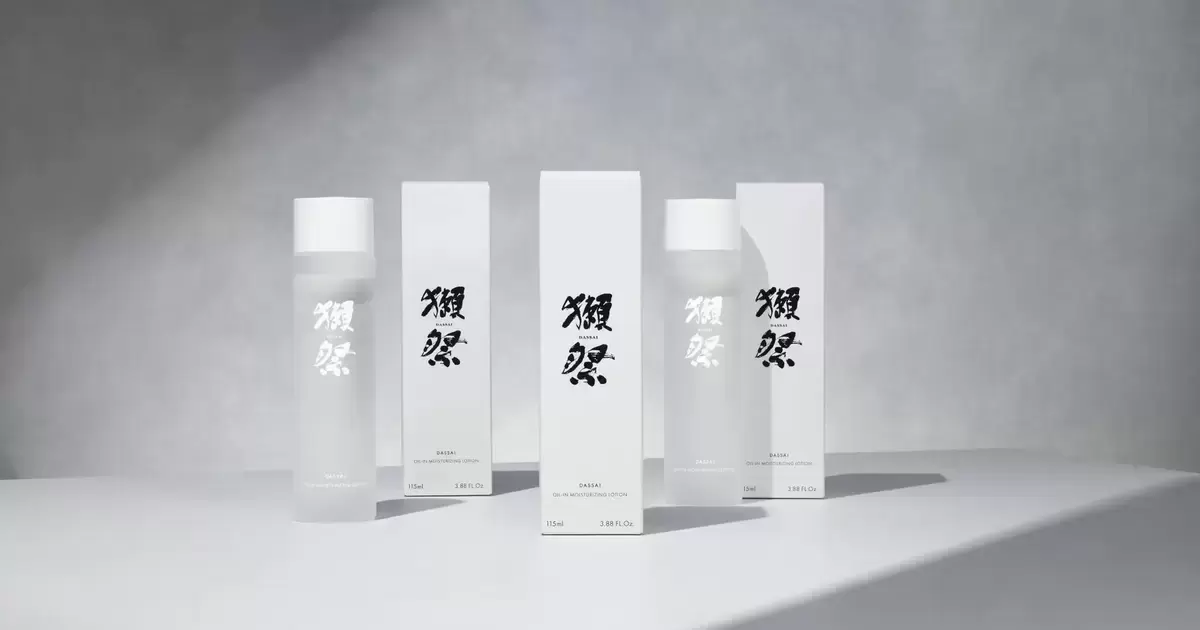 別一看這瓶身就想喝！「獺祭」推出保濕乳液 加入酒粕幫助你保養