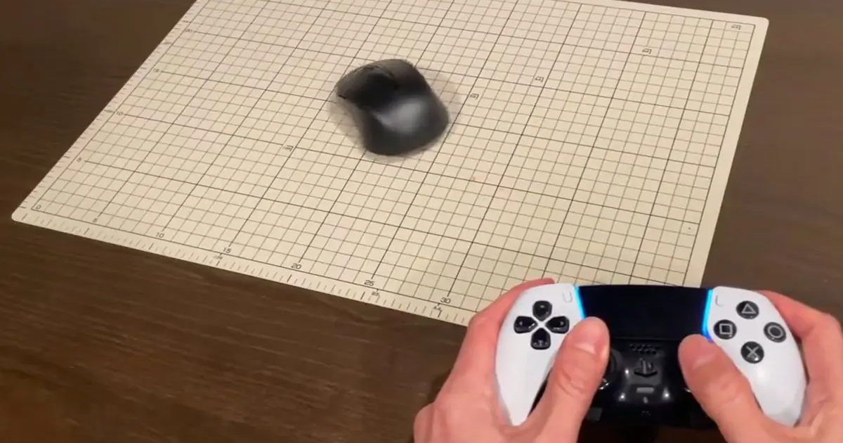 推主自創「PS5手把遙控的移動滑鼠」引網友熱議  開玩笑 : 看起來無用但是很天才
