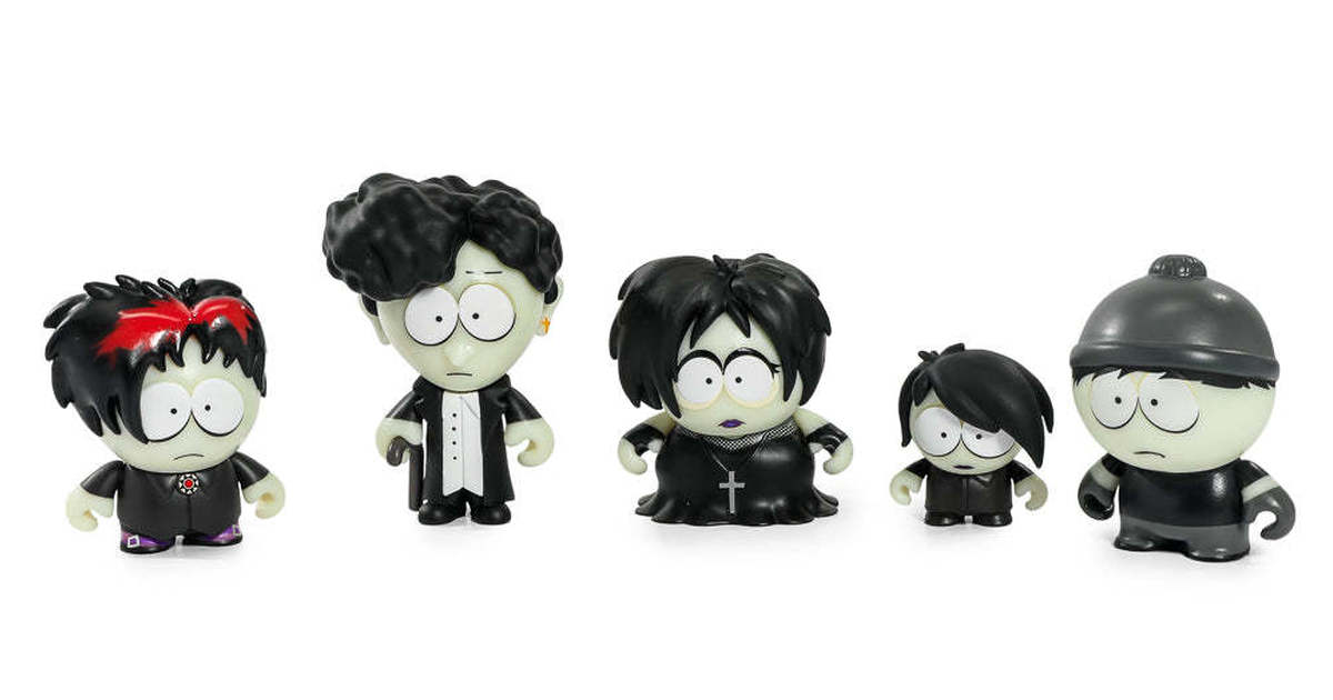 KIDROBOT『《南方四賤客》歌特幫（Goth Kids）』收藏人偶套組，EMO 屎蛋與他的歌特夥伴立體化！