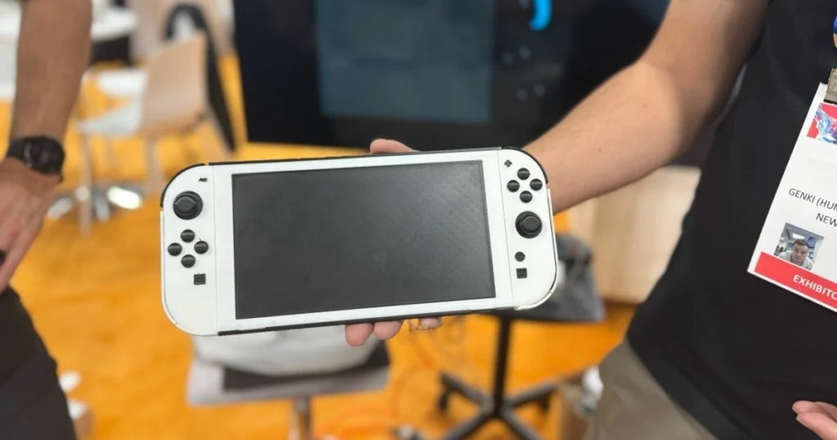 Nintendo Switch 2曝光於CES 2025？更大的硬體尺寸、磁吸式Joy-Con增添新的未知按鈕？