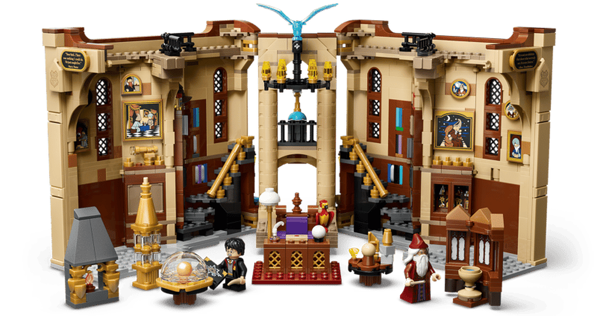 LEGO Harry Potter 76478 Dumbledore's Office Book Nook Unveiled: Discover Secret Easter Eggs in the Headmaster's Study!