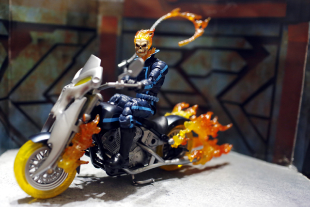 孩之寶 MARVEL LEGENDS 《惡靈戰警》人偶+車組合包開箱