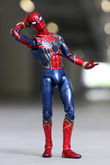 [D.M.S. 玩具報告] Peter Parker 最強的戰衣  MAFEX - Iron Spider Suit