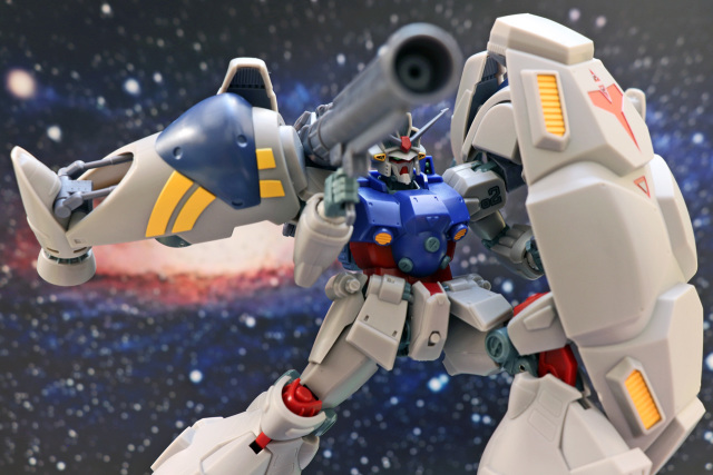 D.M.S. 玩具報告] Man of Destiny - Robot 魂Side MS RX-78 GP02A 高達