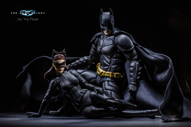 優雅聰明美貌性感集於一身的小惡魔-Mafex安海瑟威版貓女2.0