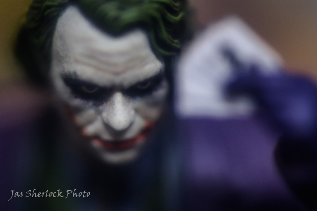 優雅聰明美貌性感集於一身的小惡魔-Mafex安海瑟威版貓女2.0