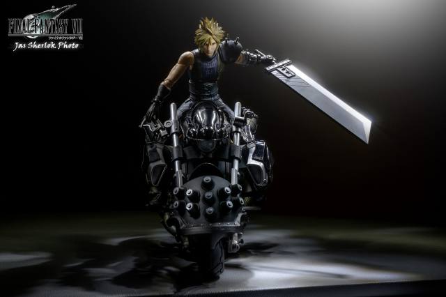 [玩具攝影]重回那個約定之地，找回童年的回憶，展開一場全新的冒險![PLAY ART改-FF7重製版-克勞德+哈迪戴德那]