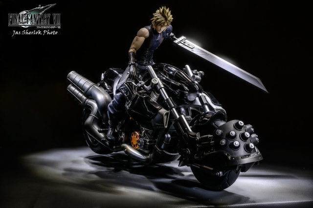 [玩具攝影]重回那個約定之地，找回童年的回憶，展開一場全新的冒險![PLAY ART改-FF7重製版-克勞德+哈迪戴德那]