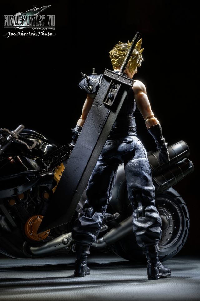 [玩具攝影]重回那個約定之地，找回童年的回憶，展開一場全新的冒險![PLAY ART改-FF7重製版-克勞德+哈迪戴德那]