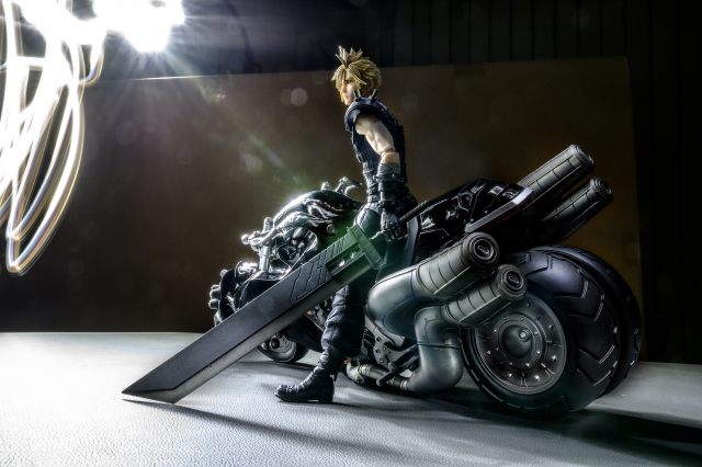 [玩具攝影]重回那個約定之地，找回童年的回憶，展開一場全新的冒險![PLAY ART改-FF7重製版-克勞德+哈迪戴德那]