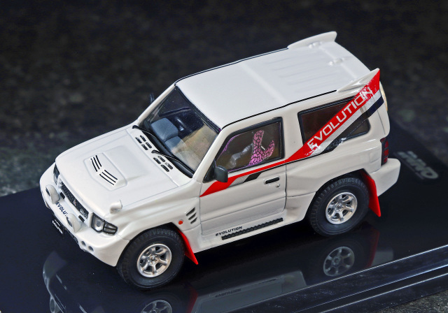 [D.M.S. 玩具報告] 長青鎮廠之寶！INNO64 - 1/64 三菱四驅車 - Pajero Evolution