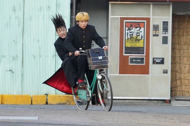 超爆笑漫改日劇《我是大哥大!!》電影版 賀來閒人 ✕ 伊藤健太郎浮誇劇照大公開!