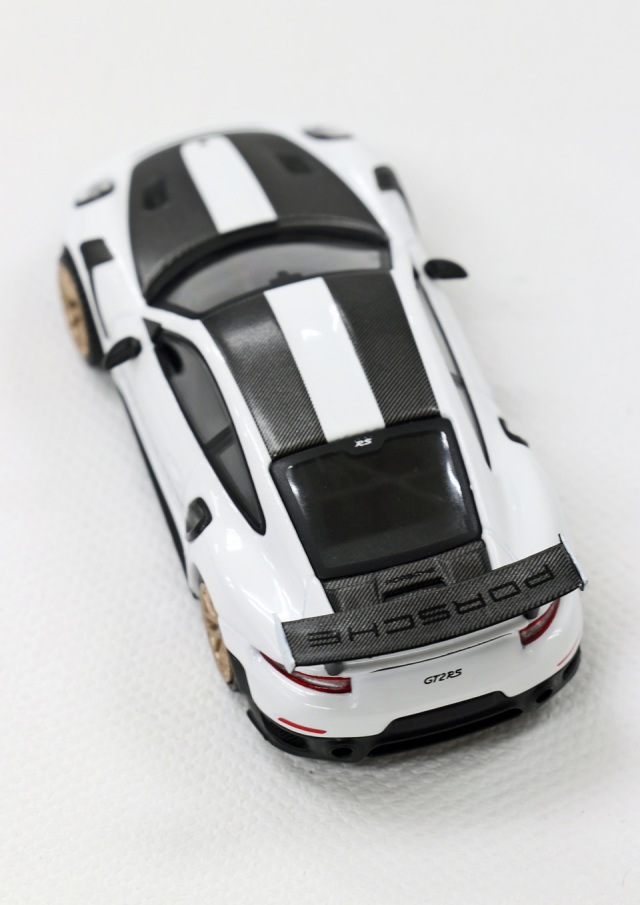 D.M.S. 玩具報告] 男人的夢想坐駕- MiniGT - 1/64 Porsche 911 GT2 RS