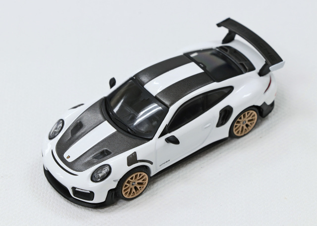 D.M.S. 玩具報告] 男人的夢想坐駕- MiniGT - 1/64 Porsche 911 GT2 RS