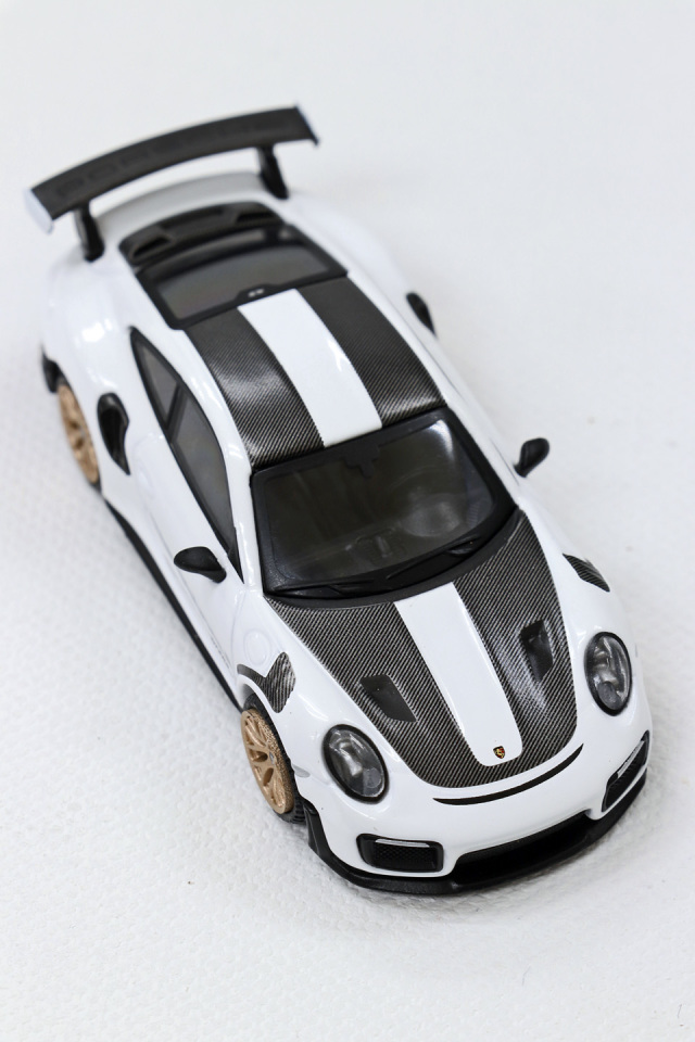 D.M.S. 玩具報告] 男人的夢想坐駕- MiniGT - 1/64 Porsche 911 GT2 RS