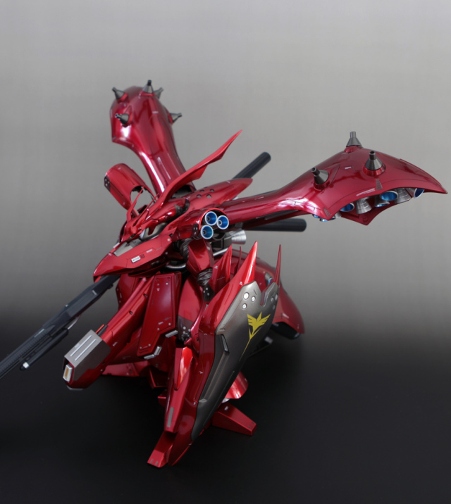 BANDAI RE/100 1/100 夏亞夜鶯 Nightigale 金屬塗裝改修完成品