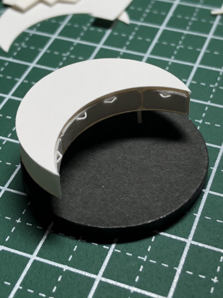 精緻到不行的紙製工藝!巧手推主手工打造微型紙製模型,精細程度比塑膠模型還厲害!