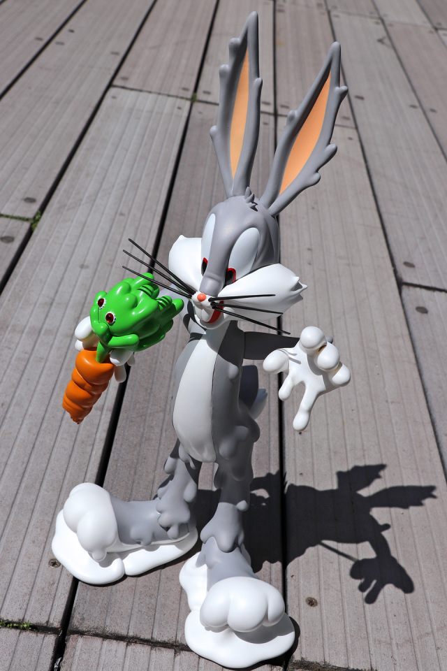 即納格安INSTINCTOY Bugs Bunny Erosion G.I.D Ver. インスティンクトイ バッグス バニー SOAP STUDIO フィギュア キューブリック、ベアブリック