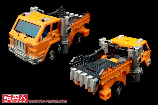 永無止息的困獸之鬥！孩之寶變形金剛經典世代系列塞博坦之戰「王國」第二波 開箱報告