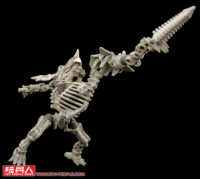 永無止息的困獸之鬥！孩之寶變形金剛經典世代系列塞博坦之戰「王國」第二波 開箱報告