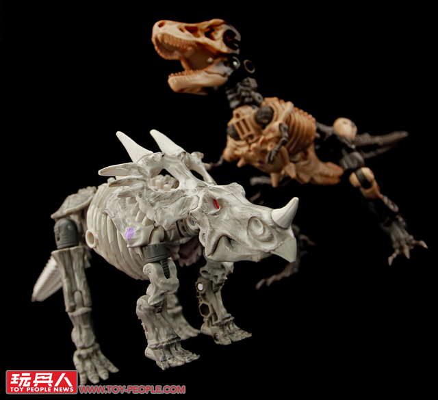 永無止息的困獸之鬥！孩之寶變形金剛經典世代系列塞博坦之戰「王國」第二波 開箱報告