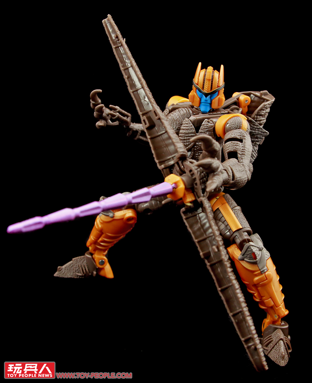 永無止息的困獸之鬥！孩之寶變形金剛經典世代系列塞博坦之戰「王國」第二波 開箱報告