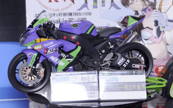 福音戰士初號機配色的Kawasaki ZX-10R機車模型