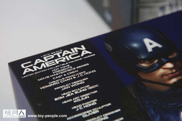 Hot Toys MMS 156 Captain America
