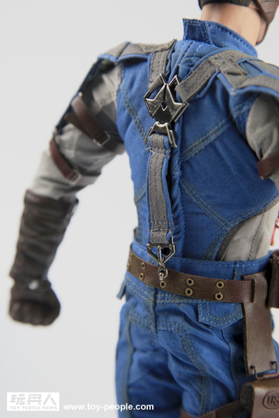 Hot Toys MMS 156 Captain America