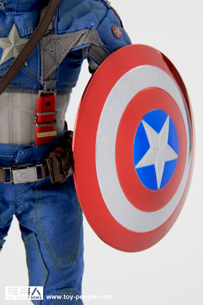 Hot Toys MMS 156 Captain America