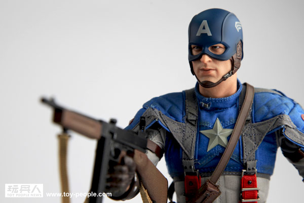 Hot Toys MMS 156 Captain America