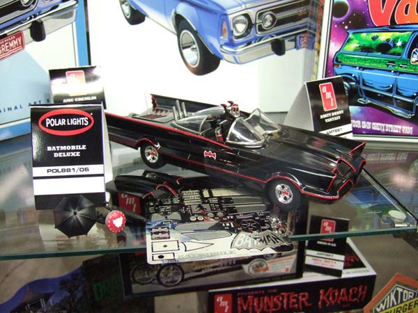 Polar Lights 1/25 1966 TV Version Batmobile Deluxe Editio