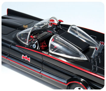 Polar Lights 1/25 1966 TV Version Batmobile Deluxe Editio