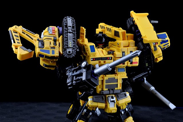 MakeToys - MOBILE CRANE & DUMP TRUCK
