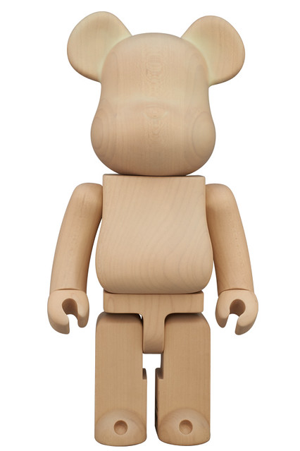 夜光＋木材：400% カリモク BE@RBRICK！