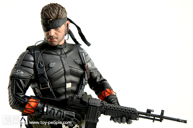 Hot Toys VGM15 - 潛龍諜影3：食蛇者 - 裸蛇（潛行服版）開箱報告