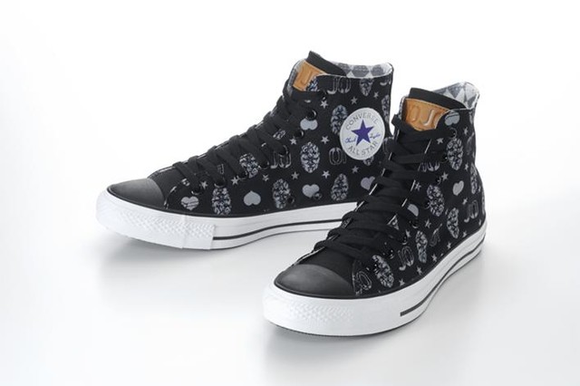 JOJO 25 週年新企畫！【JOJO × converse】
